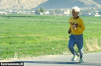 دونده 85 ساله کازرونی، فاصله شیراز تا کازرون را دوید